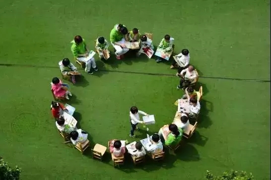 �ĺ��˻ĵ�һʢ����Ϯ��������׼����������