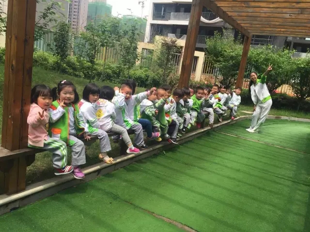 ����רҵ�׽̣�����������Ӥ��