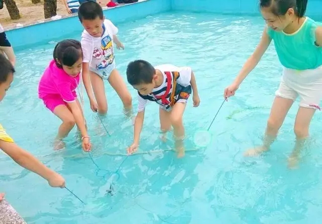 ����Ӥ����԰��������һ�ġ��Ԥ��