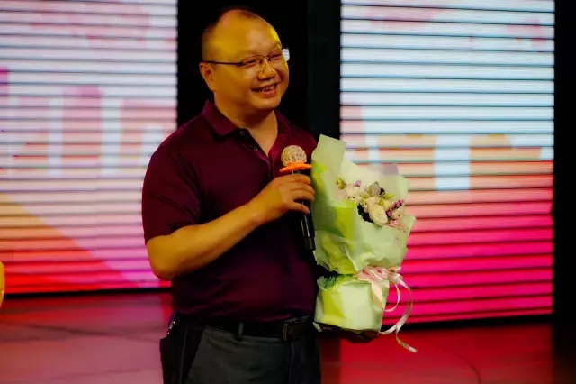 �¾���ʦ��|�����ʱ��������ѡ���������