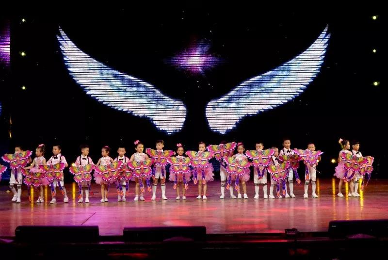 ��Ӥ�׶�԰��Ƭ����ҵ����--ͯ�꣬��������ʱ��