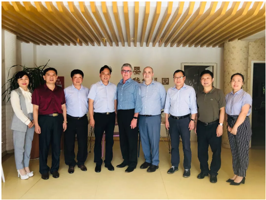 �Ĵ����Ǵ�˼�ڣ�Tresillian������������Ӥ�������Ųι۷���