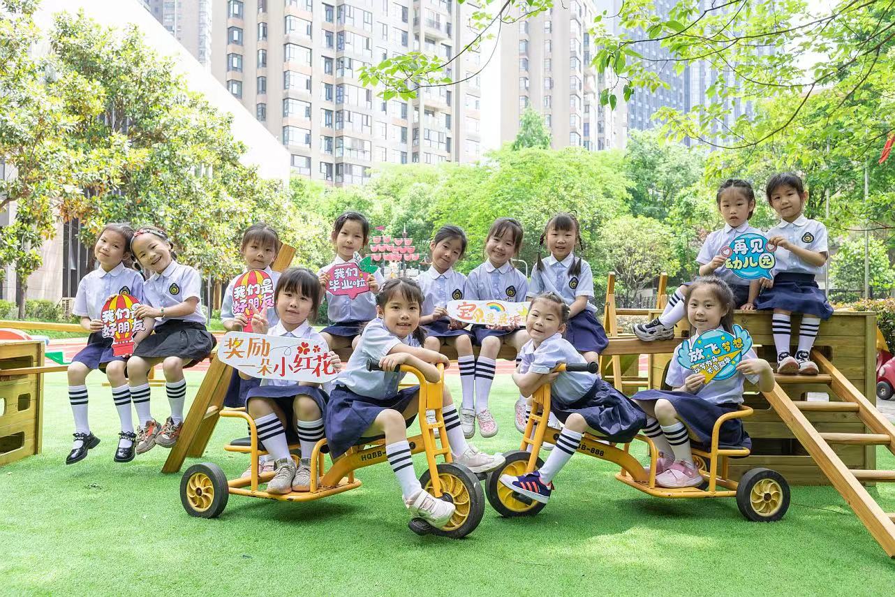 静候佳音，高考护航：万婴凯恩藏珑幼儿园高考“静音”倡议书