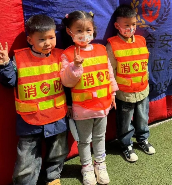 云图片