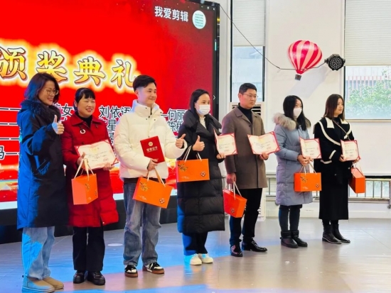 云图片