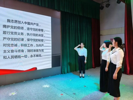 云图片