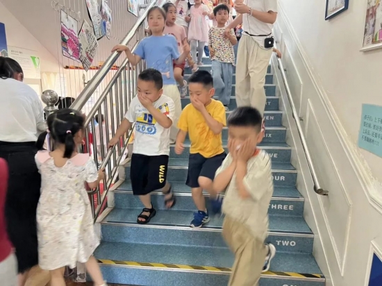 云图片