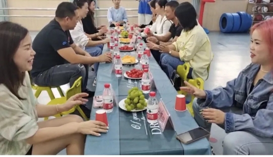 云图片