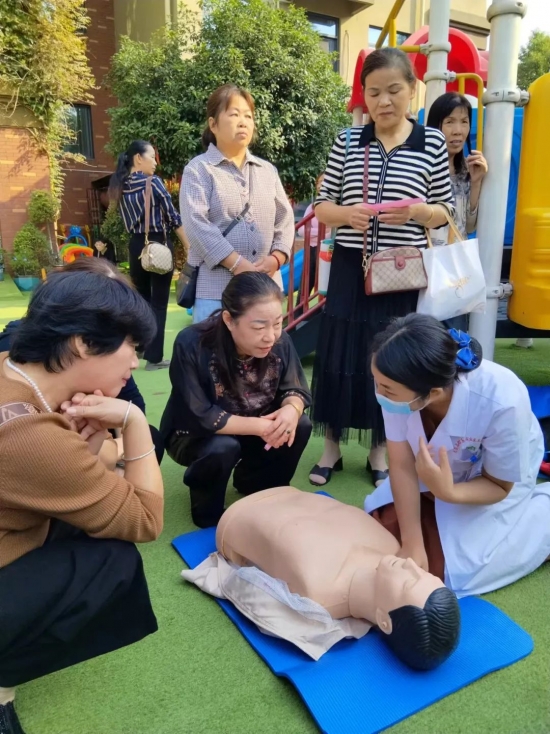 云图片