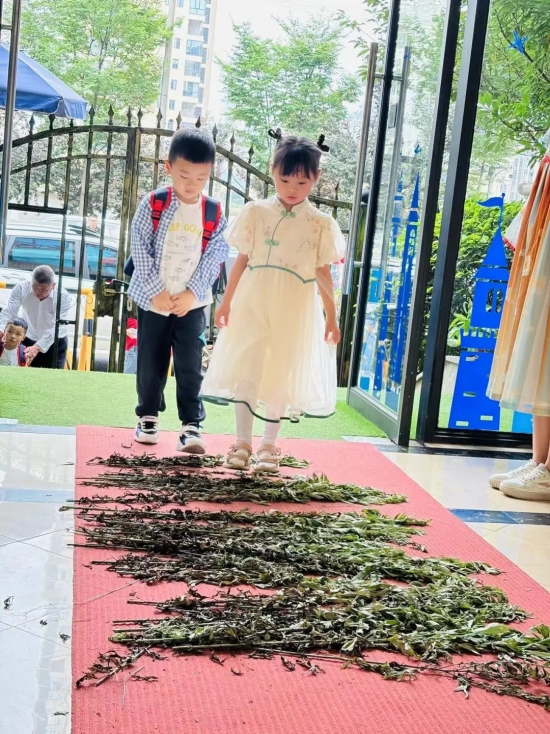 云图片