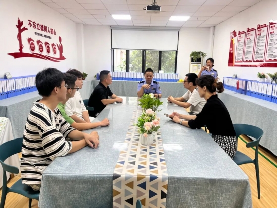 云图片